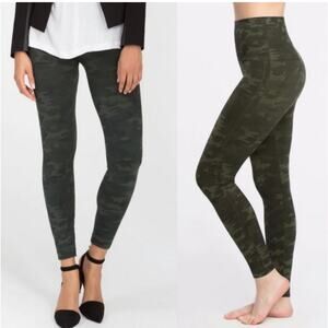 Spanx Look at Me Now Seamless Legging Sz M Green Camo High Waist Shaping Pull On